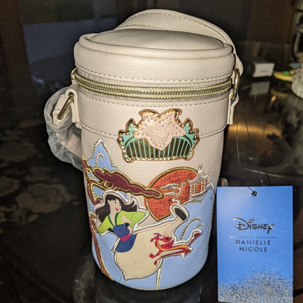NWT Disney Mulan Crossbody
